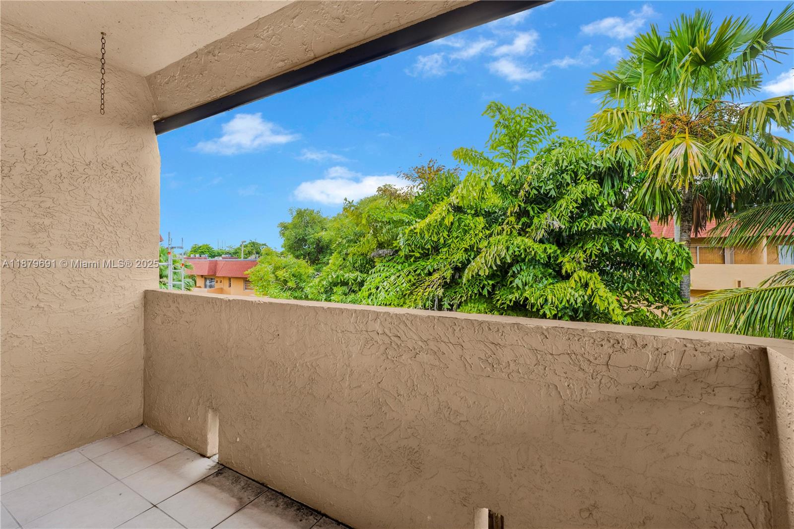 PUERTA DEL SOL CONDO - Residential