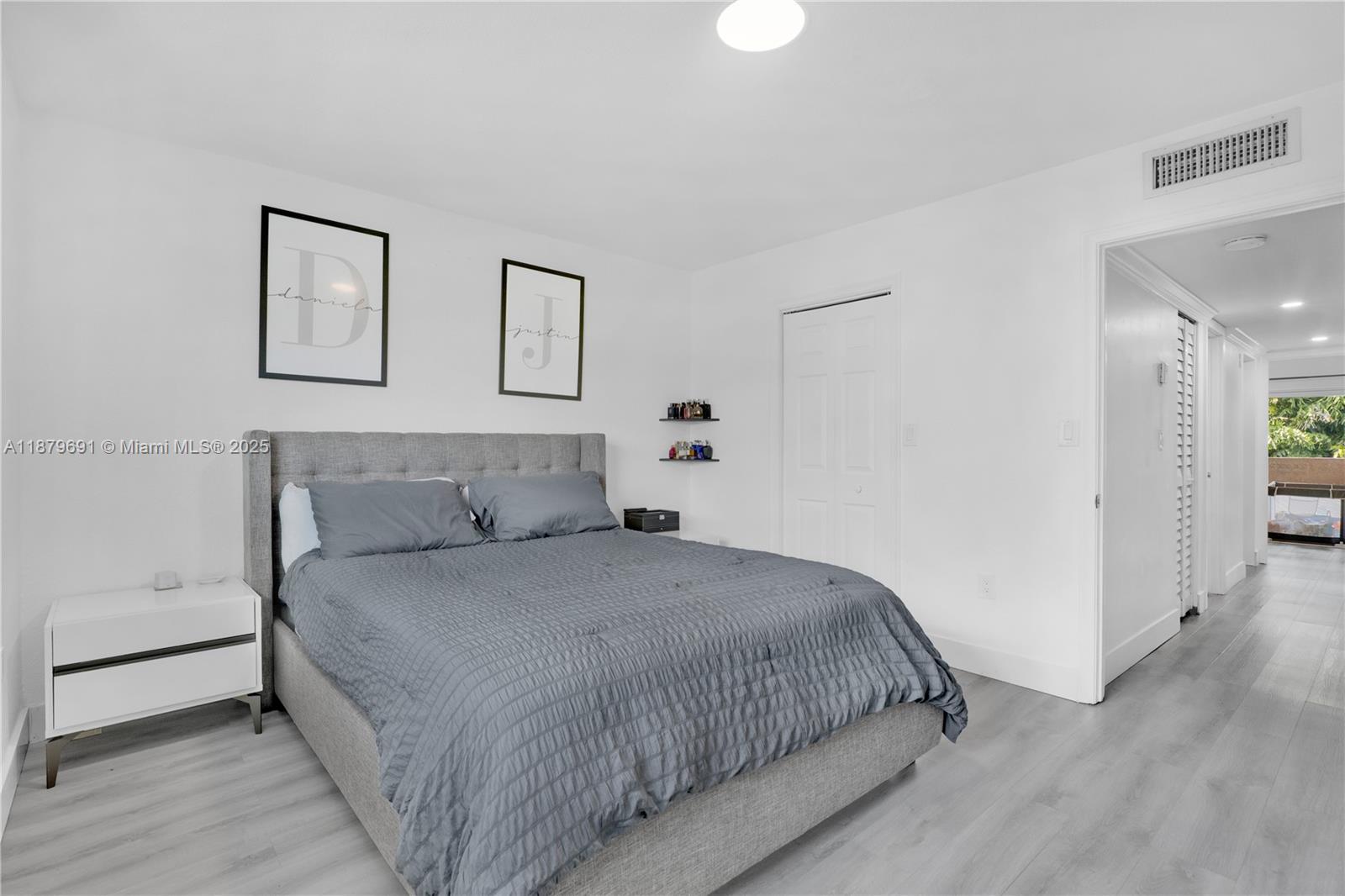 PUERTA DEL SOL CONDO - Residential