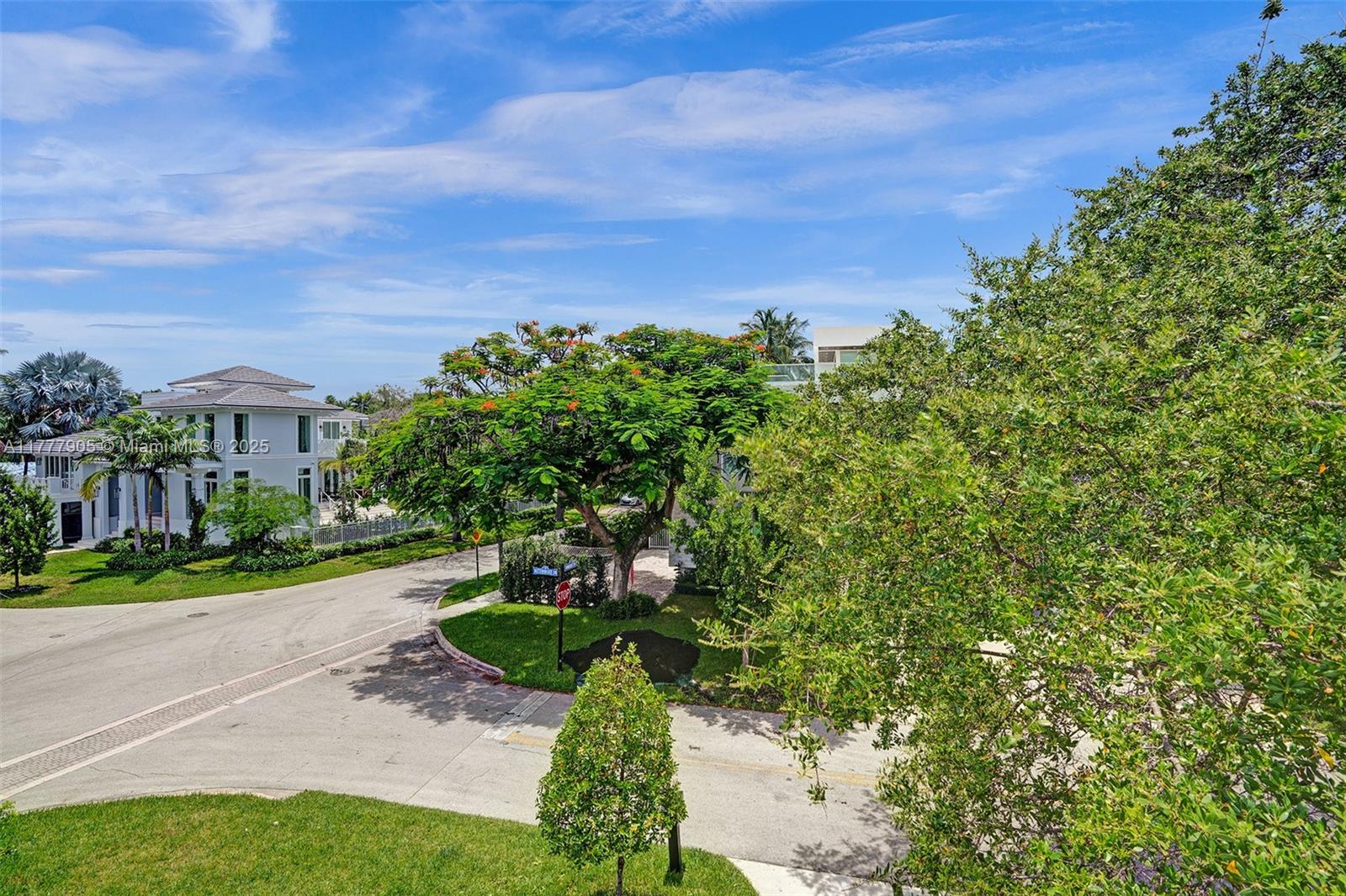 TROPICAL ISLE HOMES SUB 4 - Residential