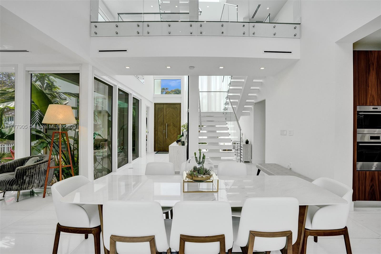 TROPICAL ISLE HOMES SUB 4 - Residential