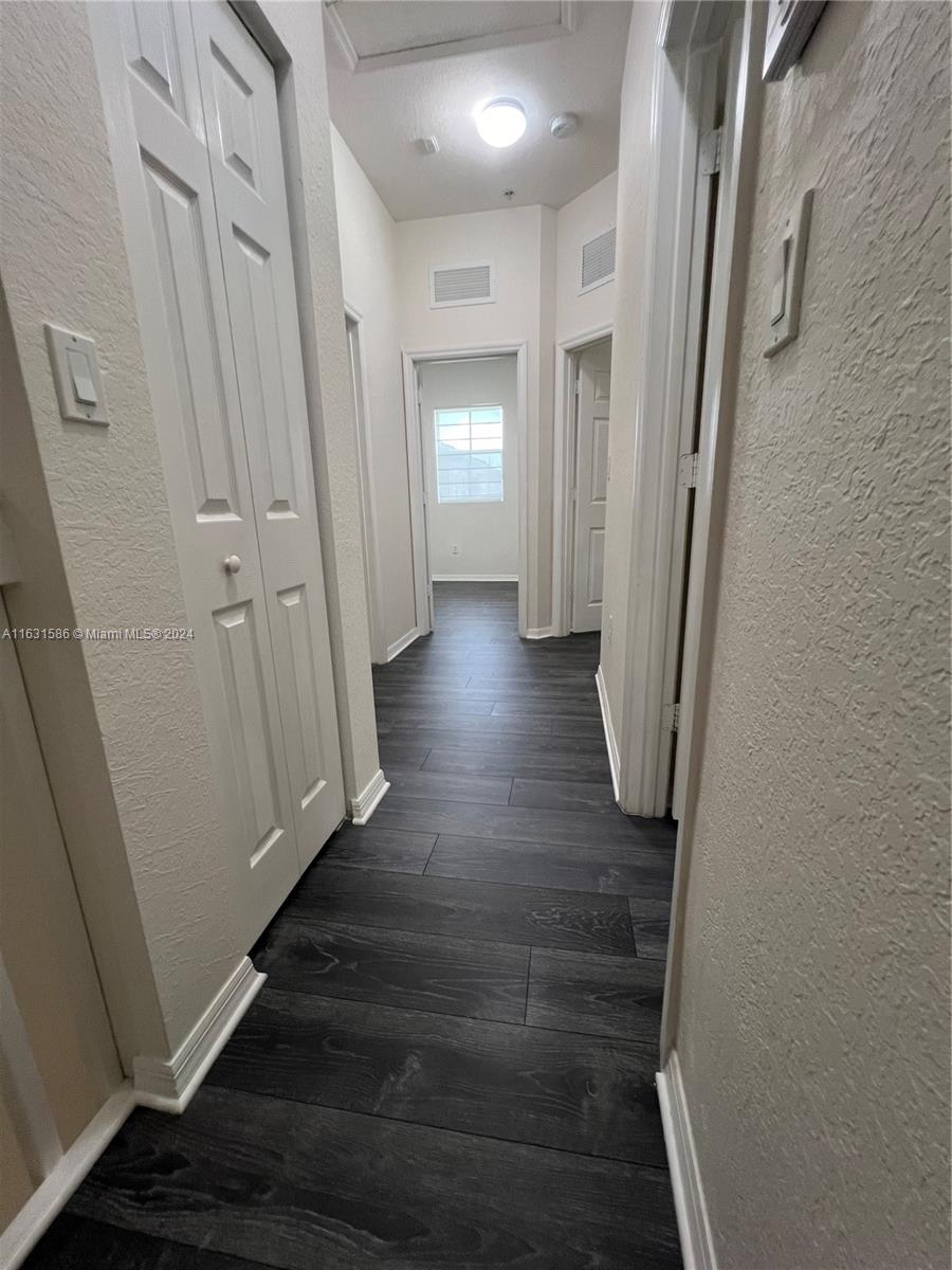 CORONADO AT DORAL III CON - Residential Lease