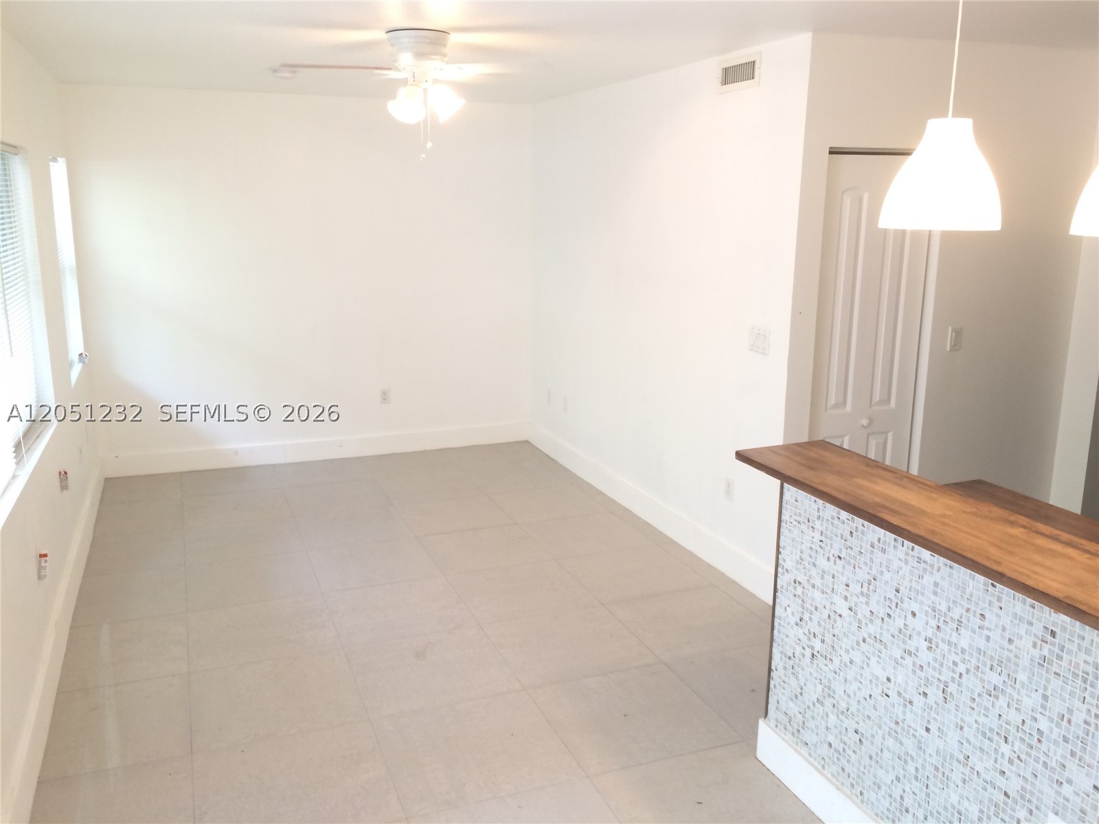 7025 RUE GRANVILLE 1