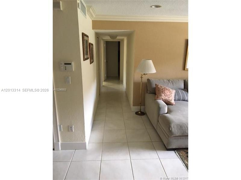 SPANISH TRACE CONDO - Residential Lease