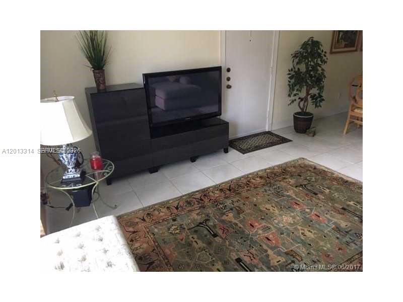 SPANISH TRACE CONDO - Residential Lease