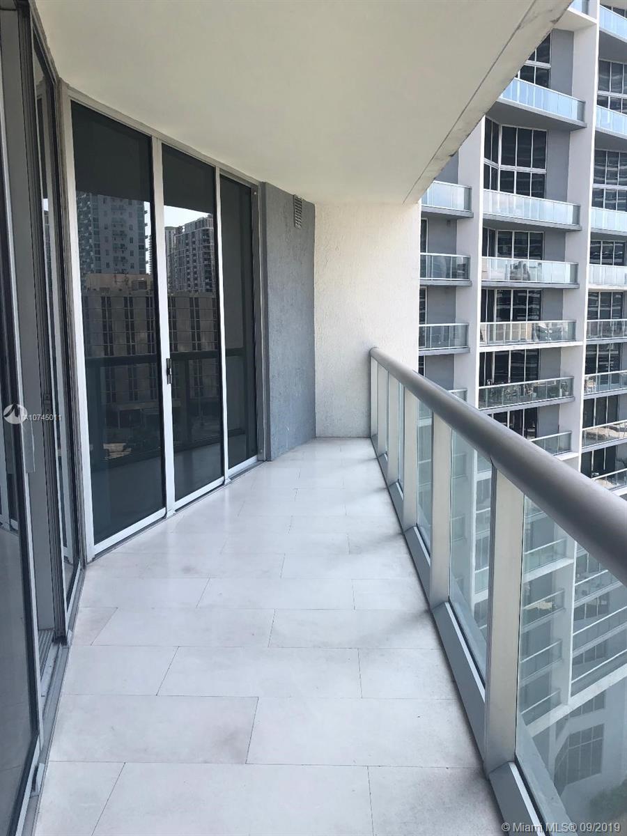ICONBRICKELL CONDO NO 1 - Residential