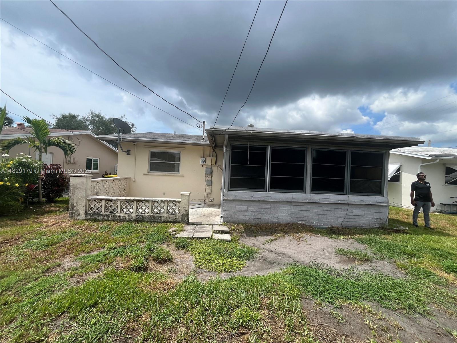 TAMARAC LAKES NORTH 3RD S - Residential