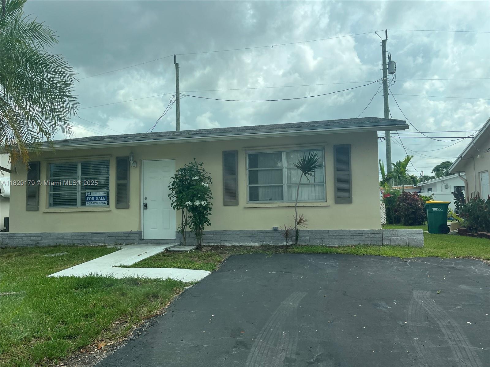 TAMARAC LAKES NORTH 3RD S - Residential