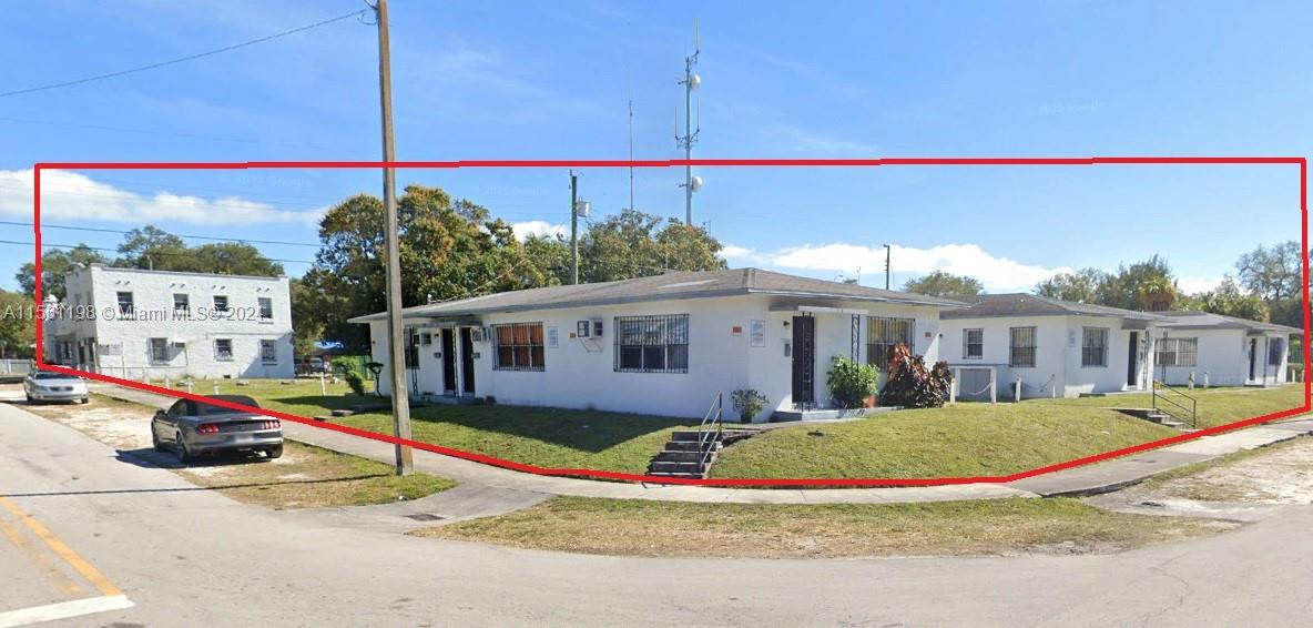 INGLEWOOD GARDENS - Residential Income