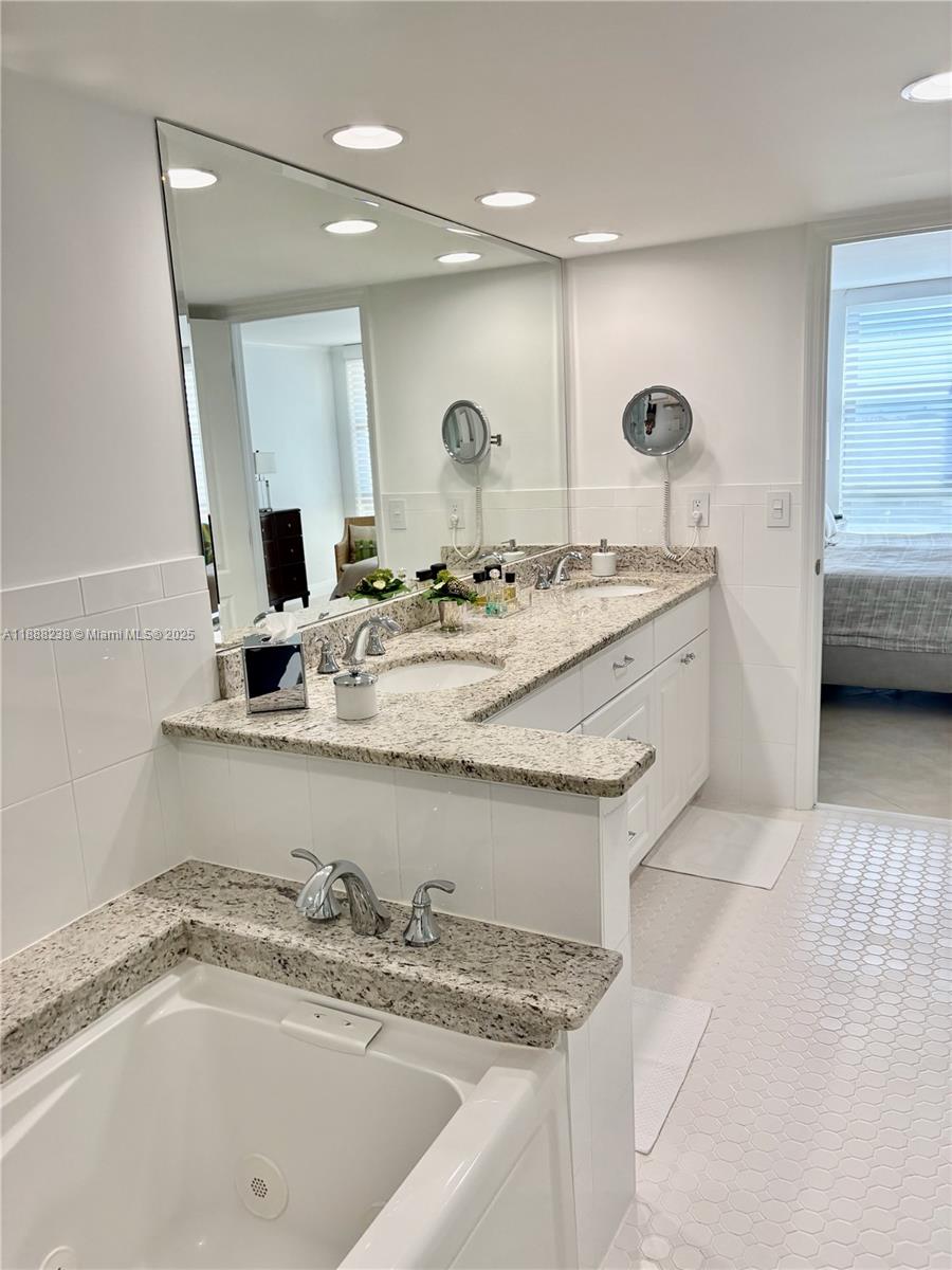 BILTMORE II CONDO - Residential