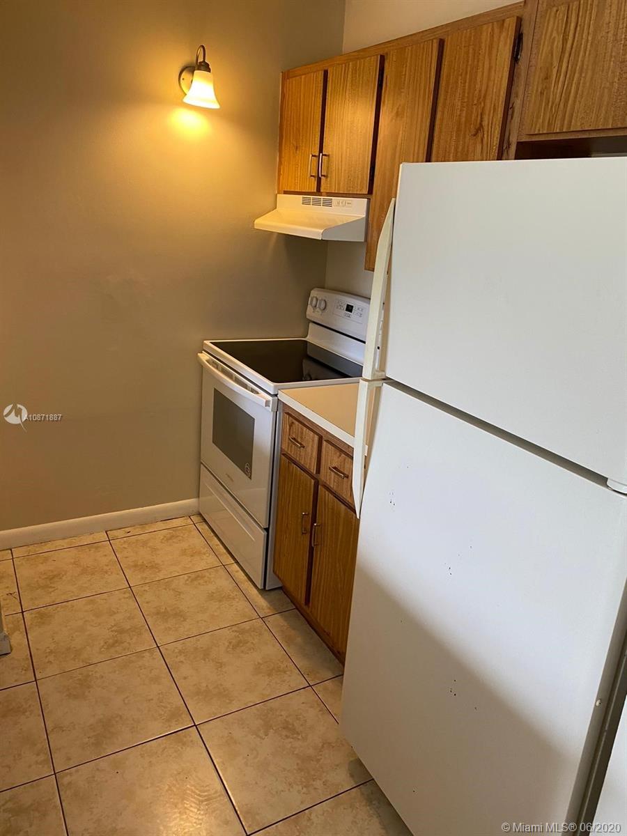 CORAL SPRINGS TOWER CLUB - Residential Lease