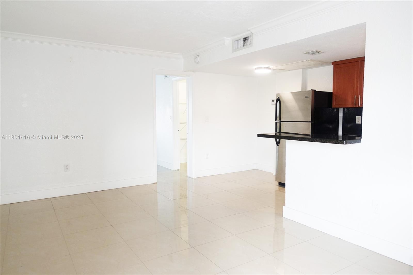 Rental Property at 3901 Sw 112th Ave 17, Miami, Broward County, Florida - Bedrooms: 1 
Bathrooms: 1  - $1,800 MO.