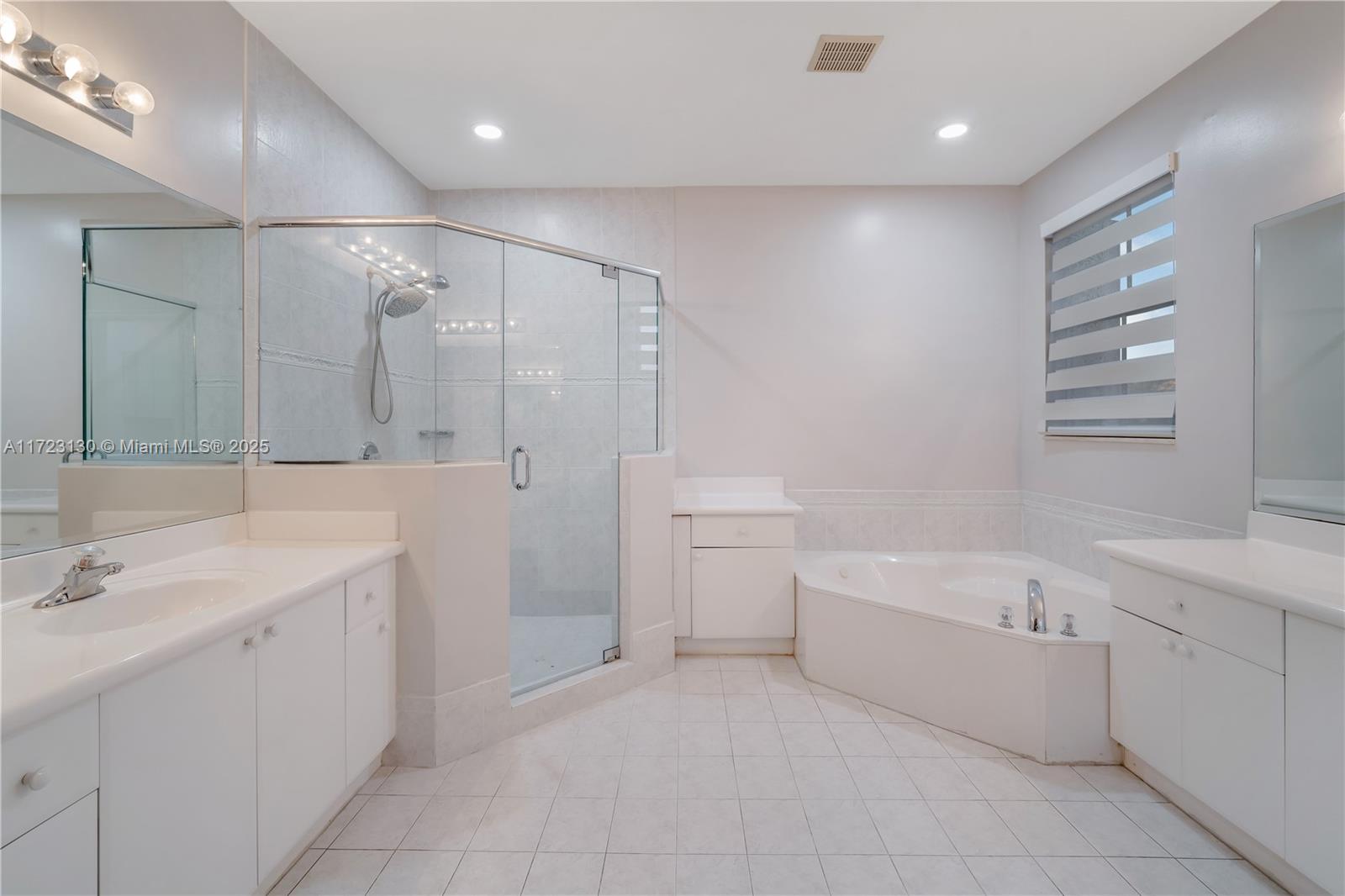 GRAND LAKES PHASE III - Residential