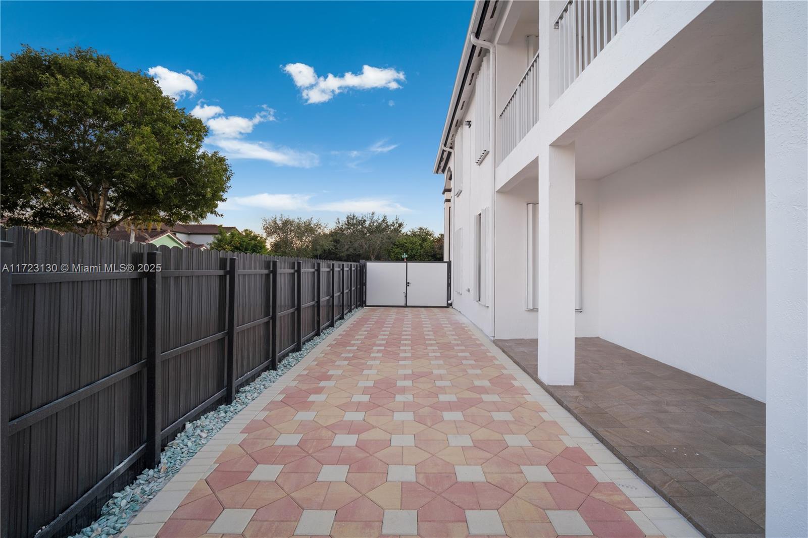 GRAND LAKES PHASE III - Residential