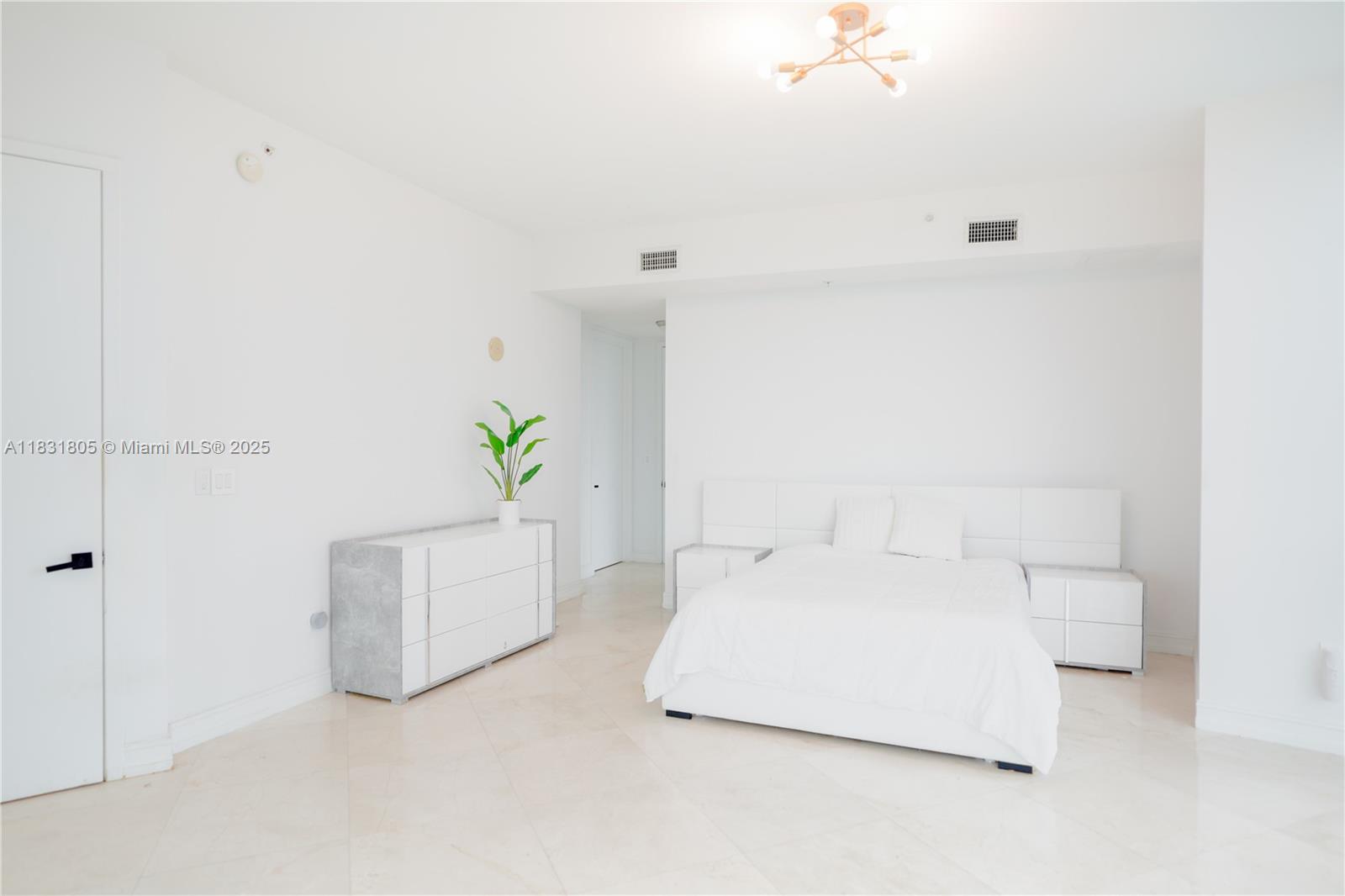 Experience elevated coastal living in this fully furnished 3-bed, 3.5-bath waterfront residence with a den in prestigious Sunny Isles. Enjoy stunning city and ocean views, a chef’s kitchen with granite countertops, marble floors, custom closets, and automated blinds with designer window treatments. This lavish condo offers five-star amenities: lagoon-style pool, 2 lap pools, full-service spa and gym, tennis court, kid’s playroom, beach access, on-site restaurants, and bar. Located in one of the most sought-after buildings in South Florida. Seller is highly motivated—don’t miss this extraordinary opportunity!