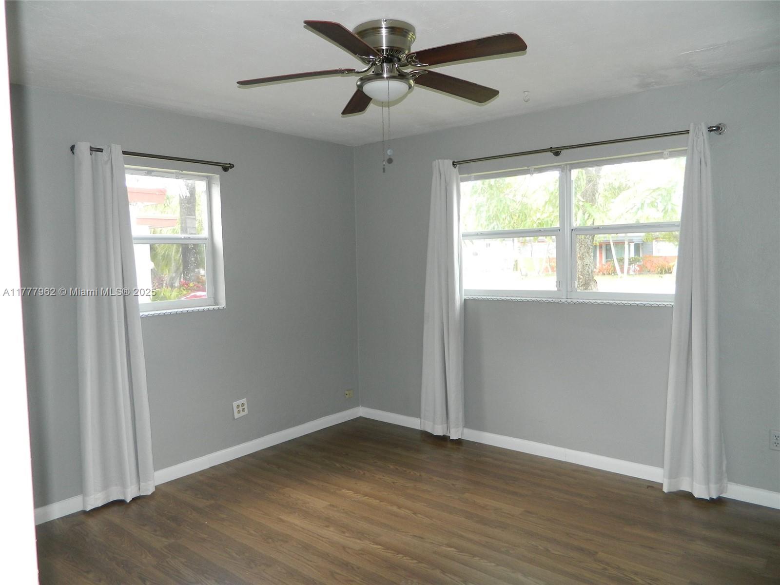 Rental Property at 930 Sw 29th Way, Fort Lauderdale, Broward County, Florida - Bedrooms: 3 
Bathrooms: 2  - $2,800 MO.