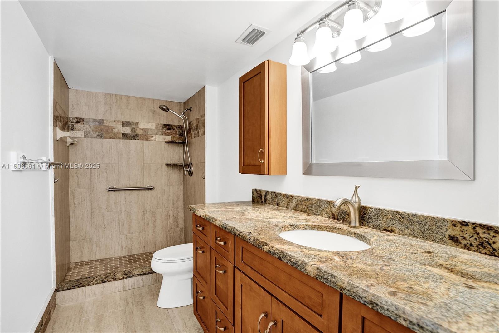 CYPRESS BEND CONDOMINIUM - Residential