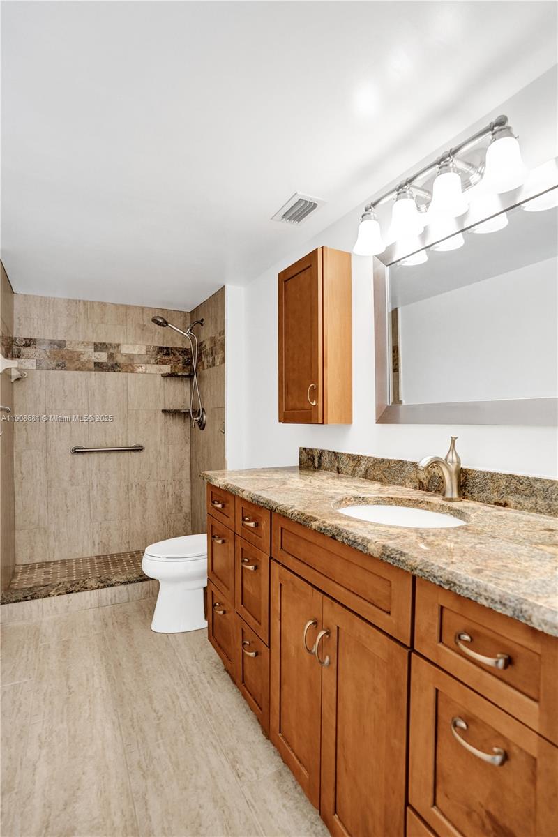 CYPRESS BEND CONDOMINIUM - Residential