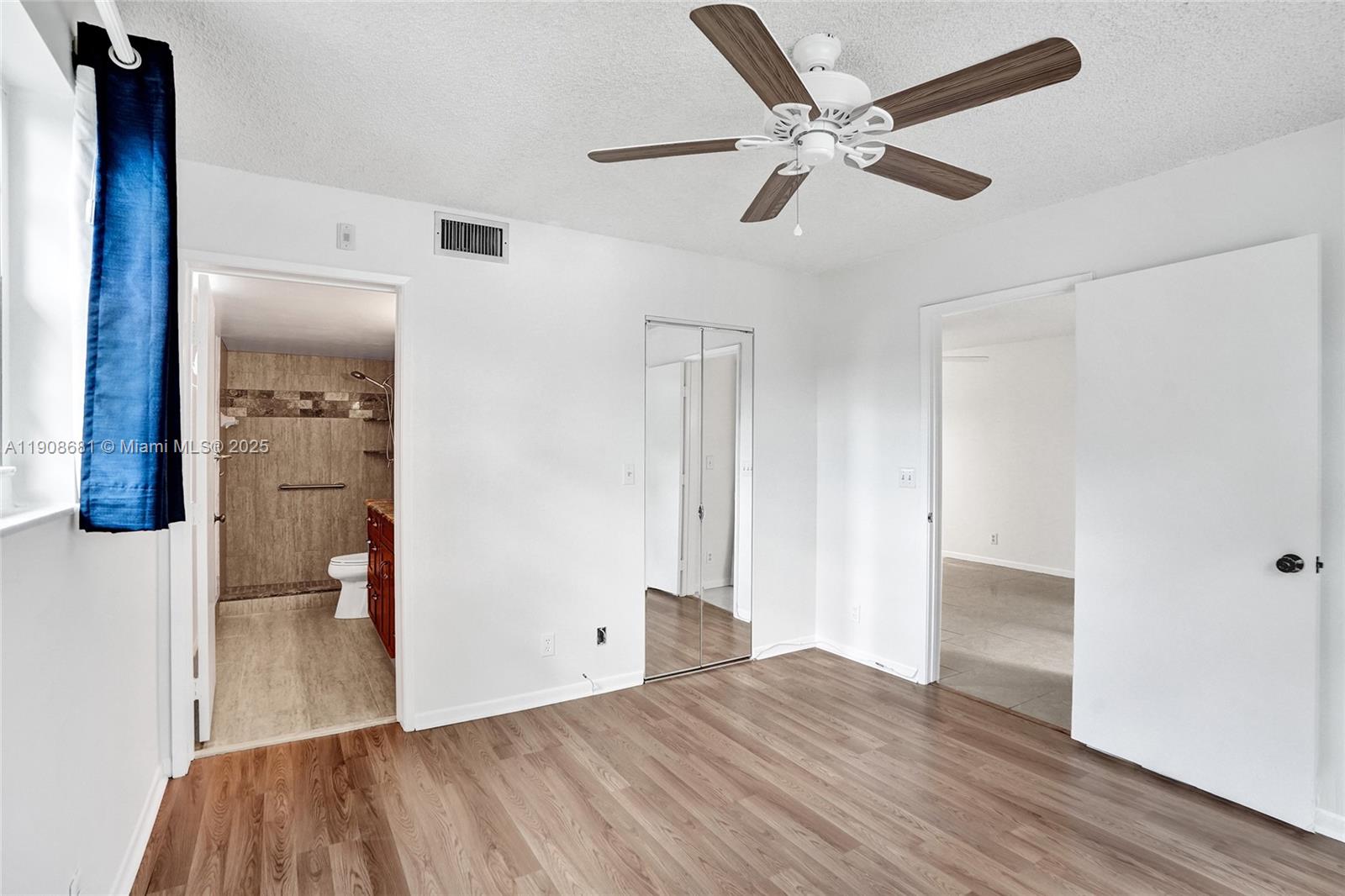 CYPRESS BEND CONDOMINIUM - Residential