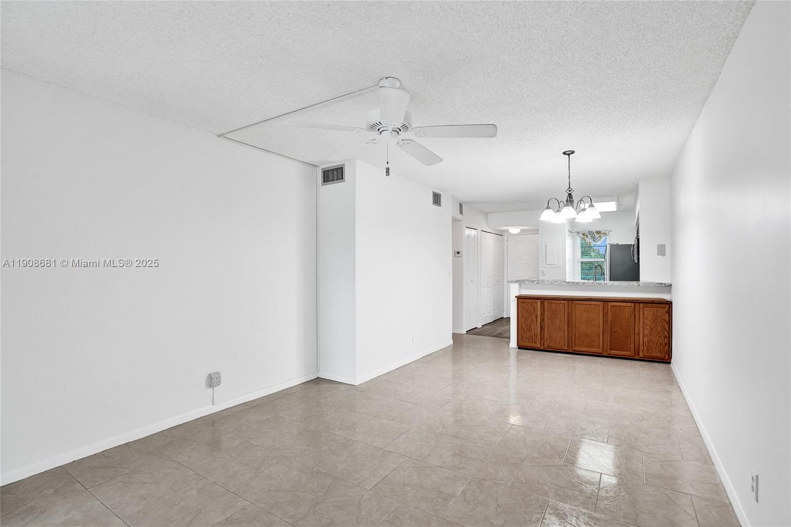 CYPRESS BEND CONDOMINIUM - Residential