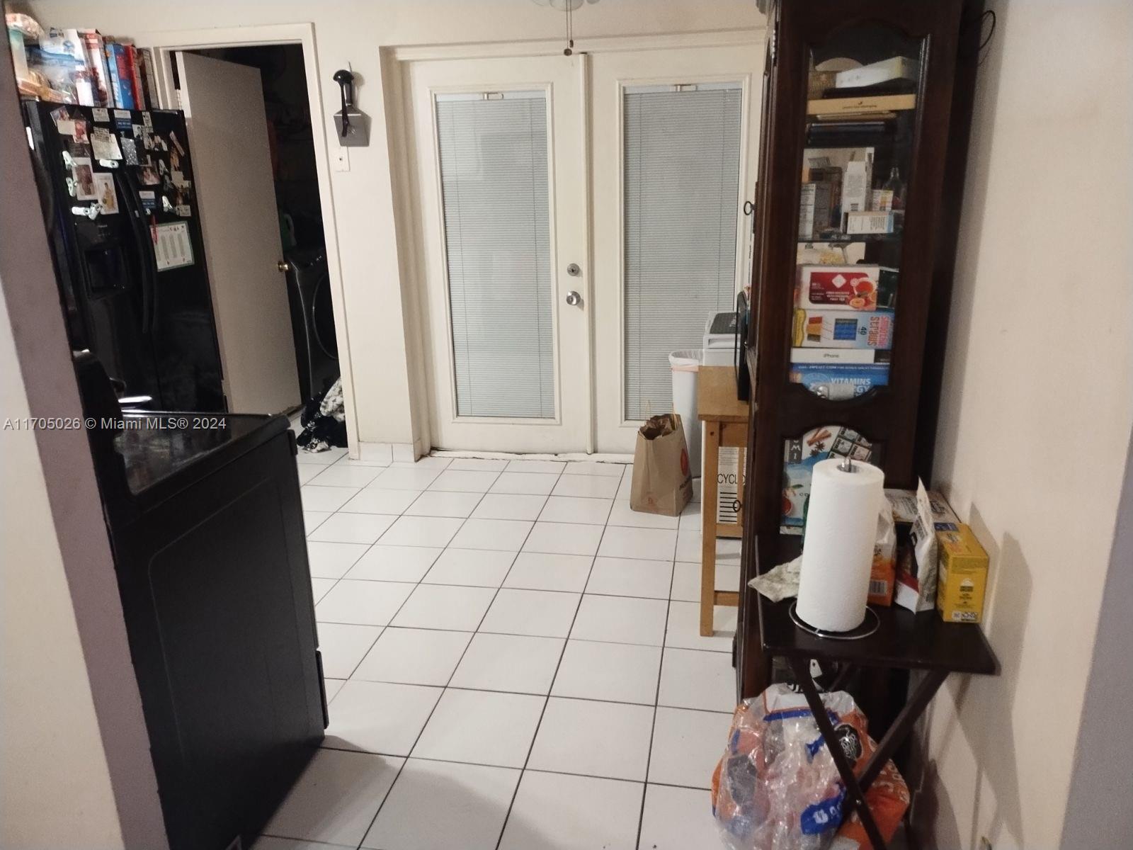 4575 Gladiator Cir