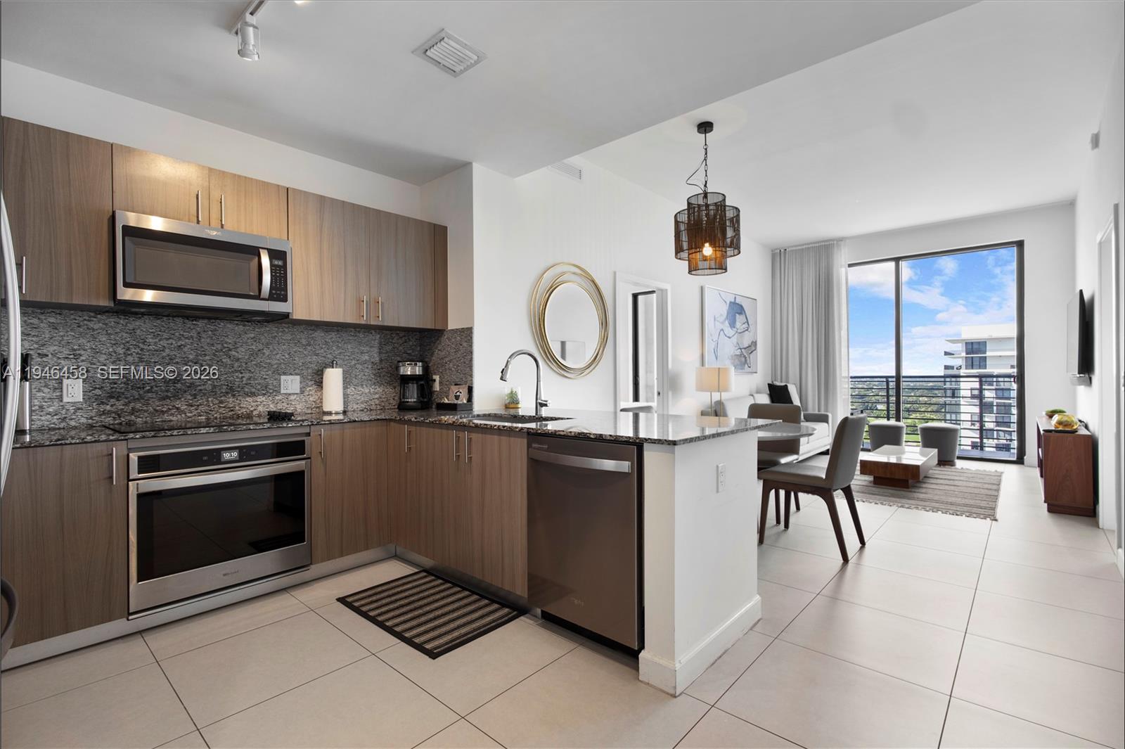 5350 NW 84th Ave 2004