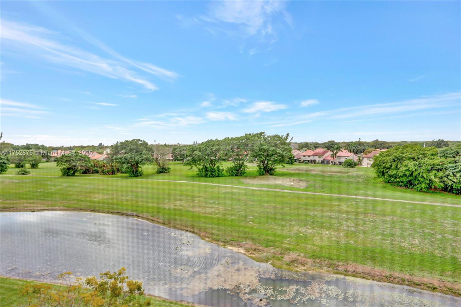 CONDOMINIUM 8 OF ENVIRON - Residential Lease