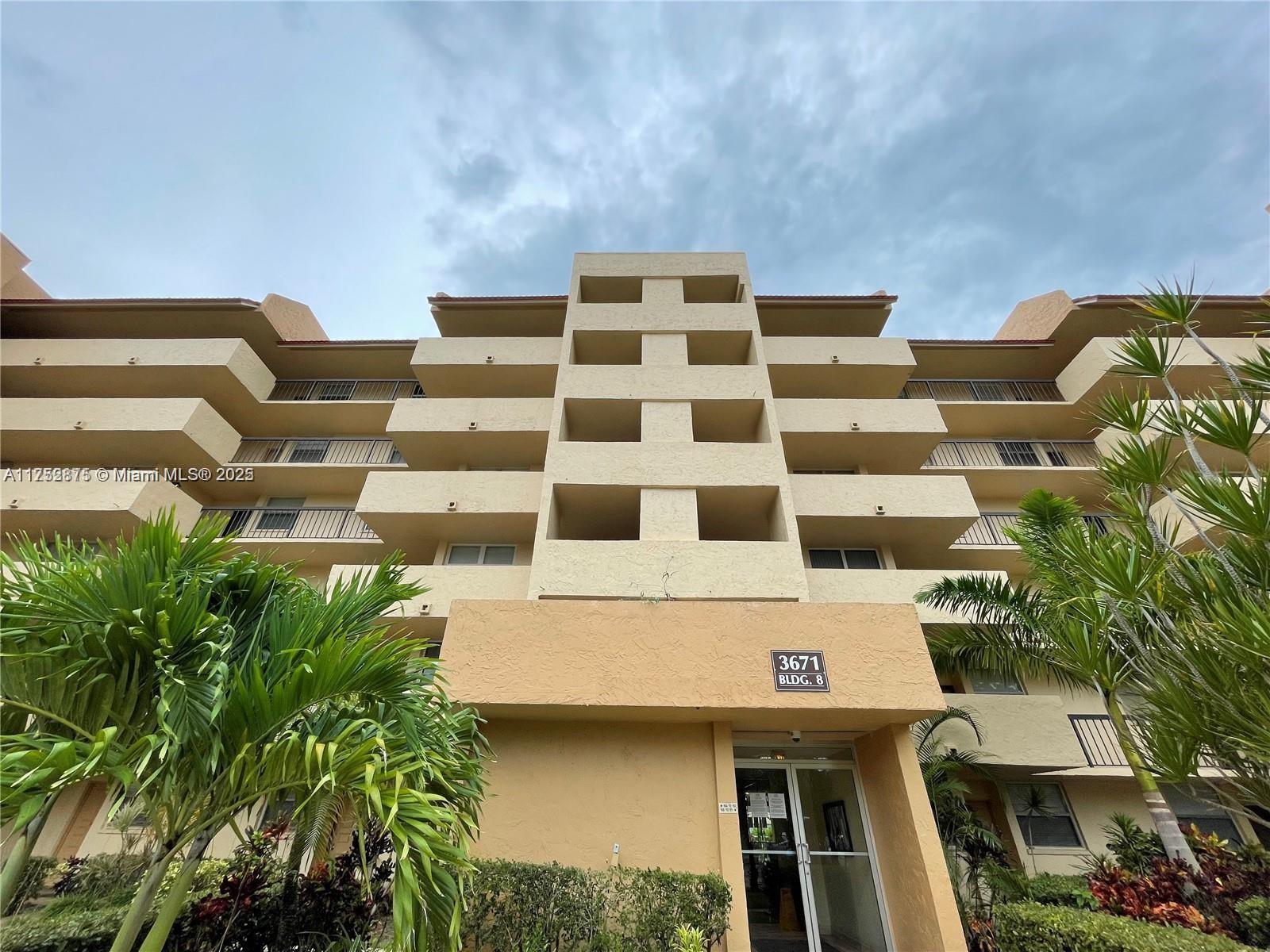 CONDOMINIUM 8 OF ENVIRON - Residential Lease