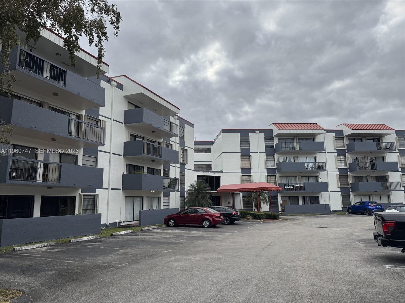 MILLER GARDENS CONDO - Residential