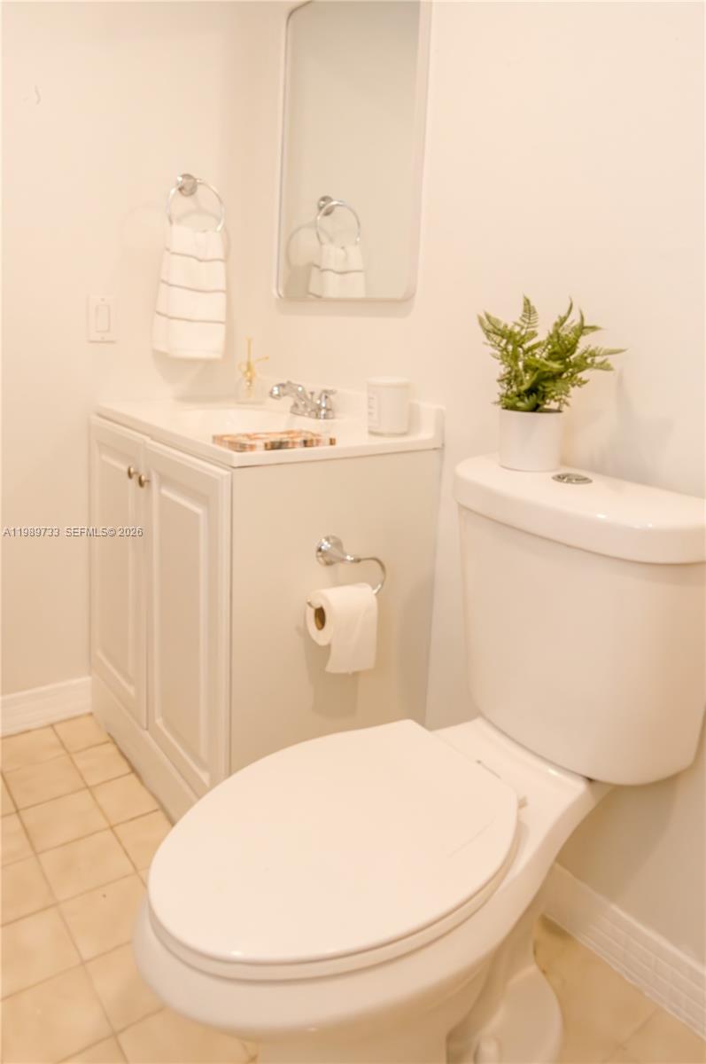 WESTLAND MANOR CONDO - Residential