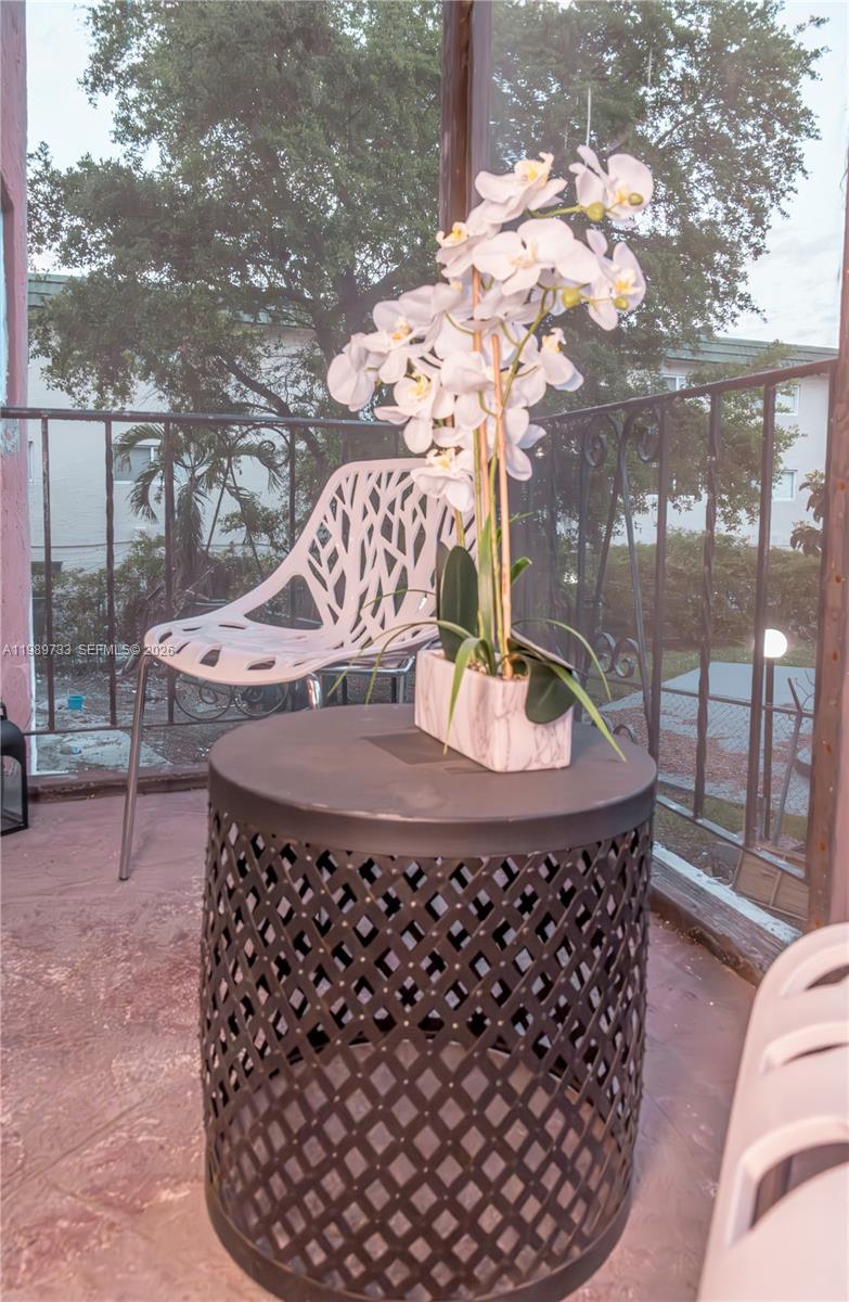 WESTLAND MANOR CONDO - Residential