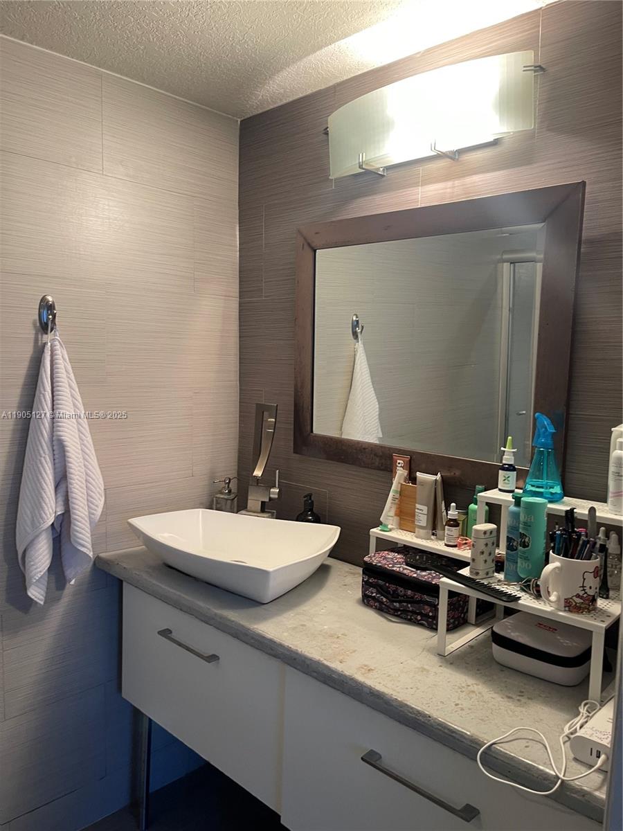 AVENTINE AT MIRAMAR CONDO - Residential Lease