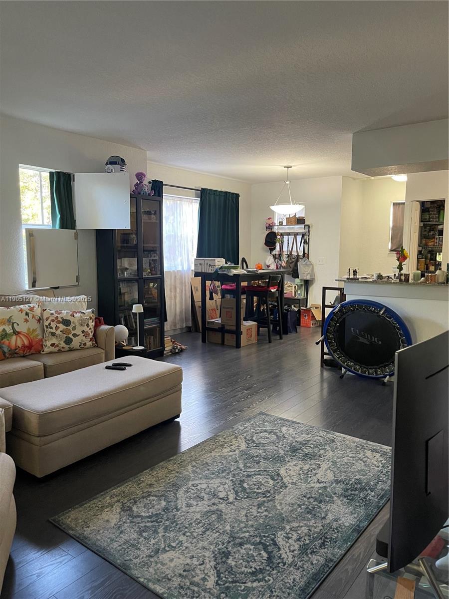 AVENTINE AT MIRAMAR CONDO - Residential Lease