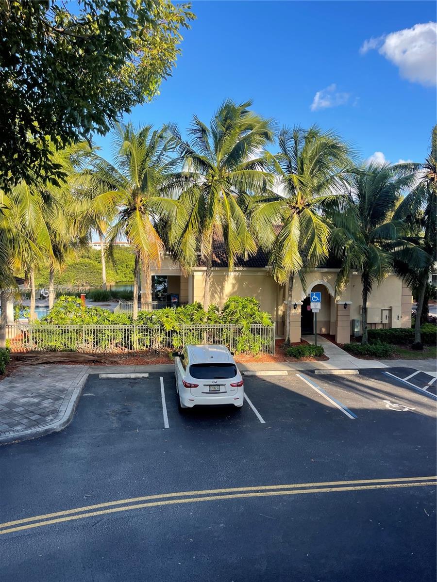 AVENTINE AT MIRAMAR CONDO - Residential Lease