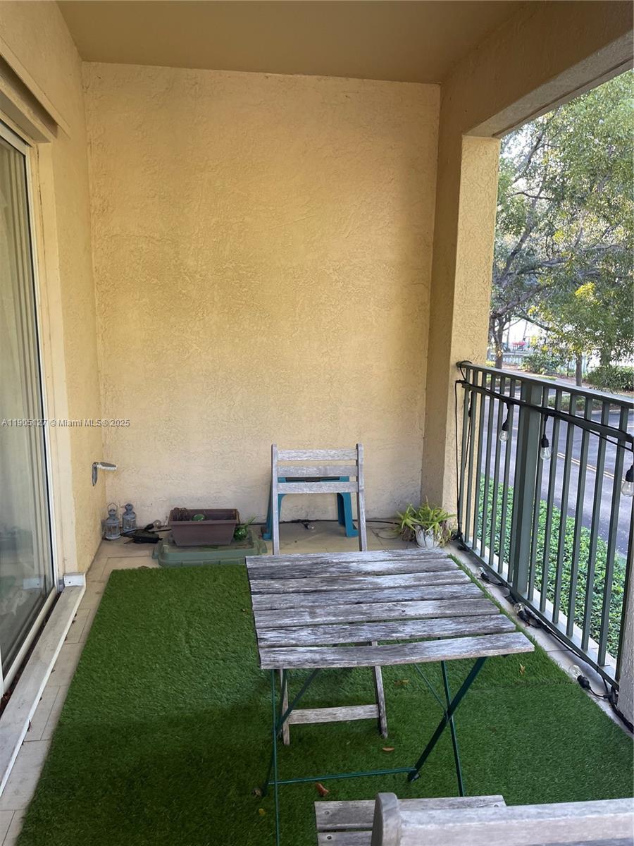 AVENTINE AT MIRAMAR CONDO - Residential Lease