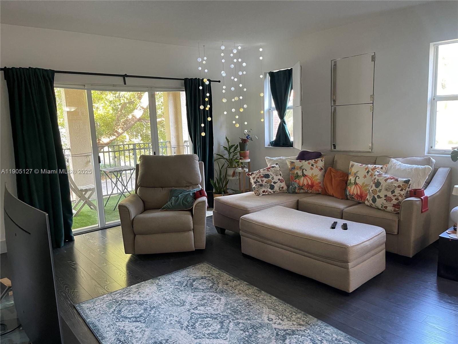 AVENTINE AT MIRAMAR CONDO - Residential Lease