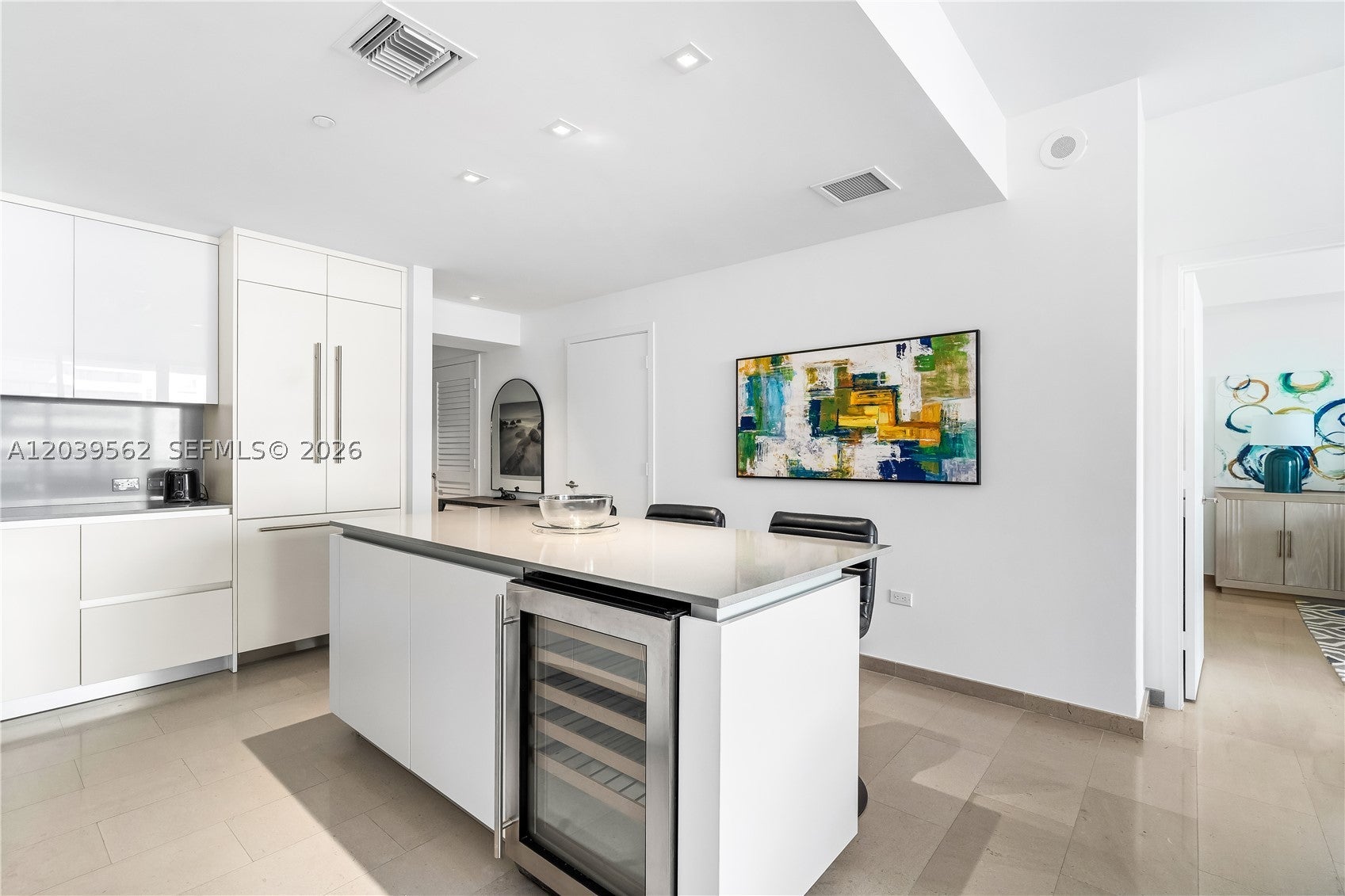 88 SW 7th St 1006