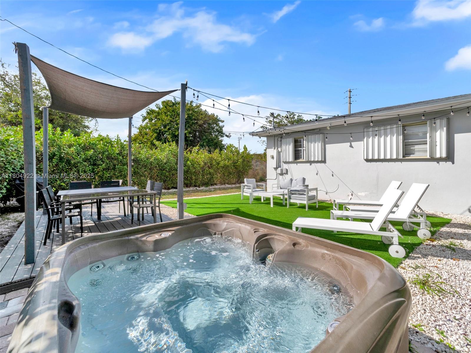 LINCOLN PARK REPLAT - Residential Lease