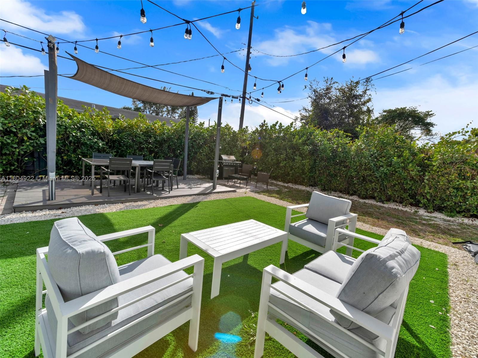 LINCOLN PARK REPLAT - Residential Lease