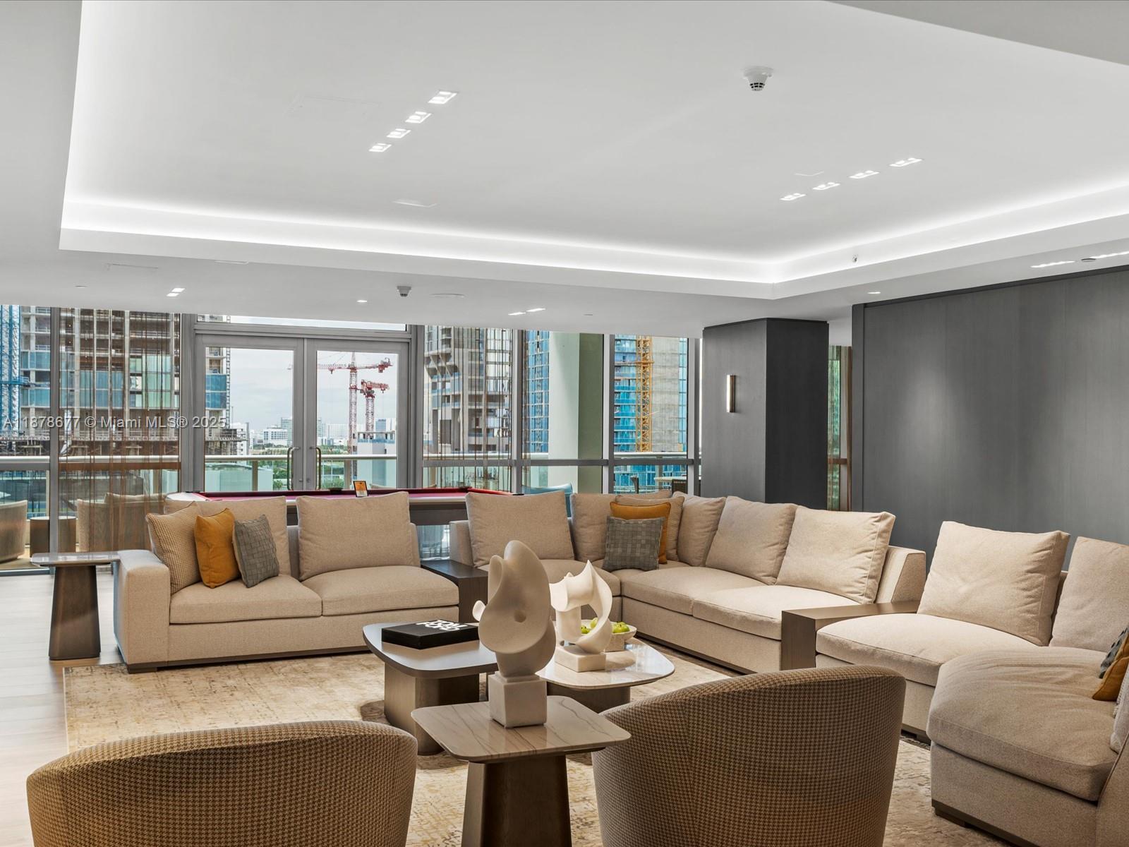 900 BISCAYNE BAY CONDO - Residential