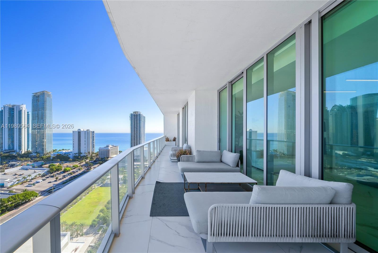 PARQUE TOWERS CONDO - Residential