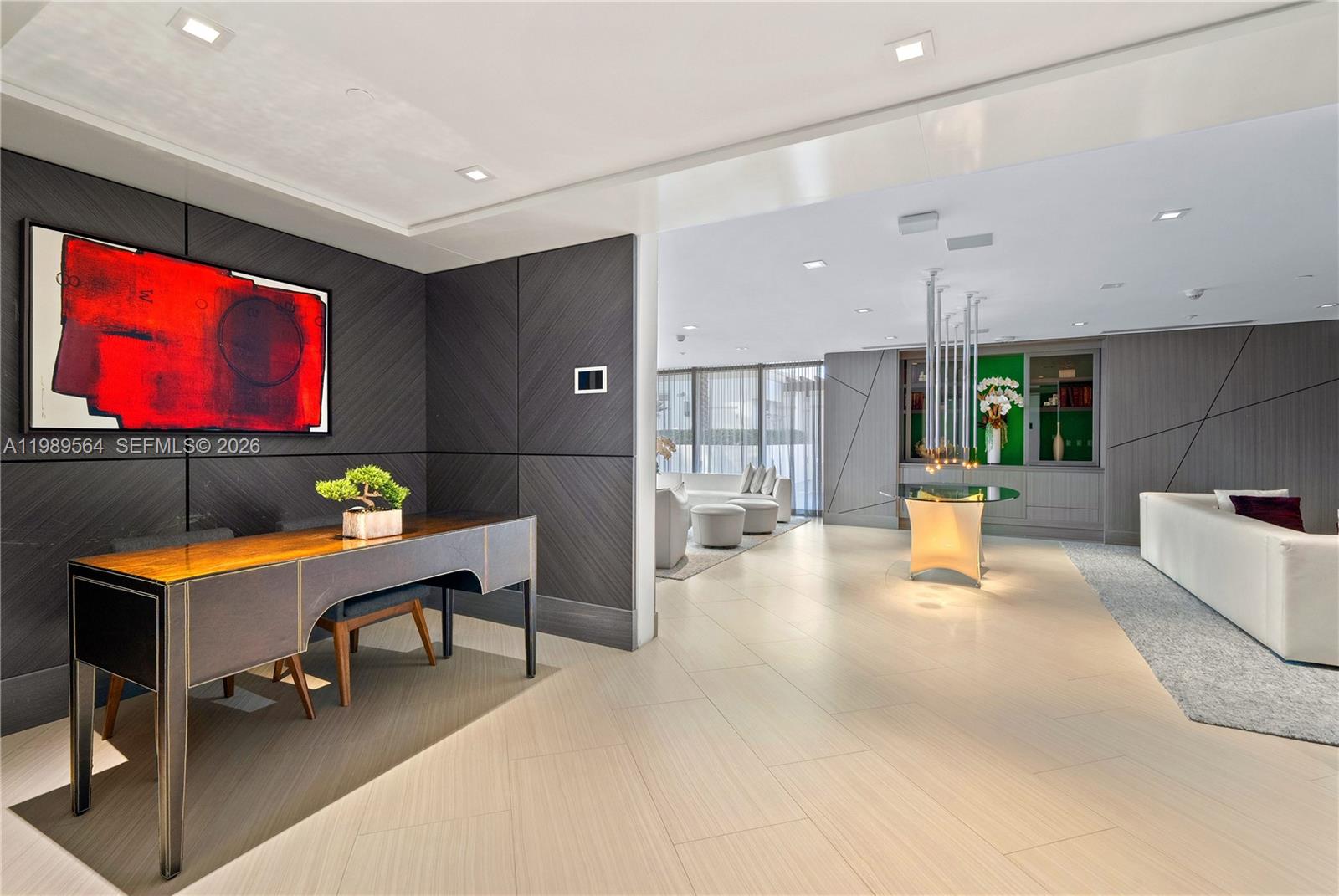 PARQUE TOWERS CONDO - Residential