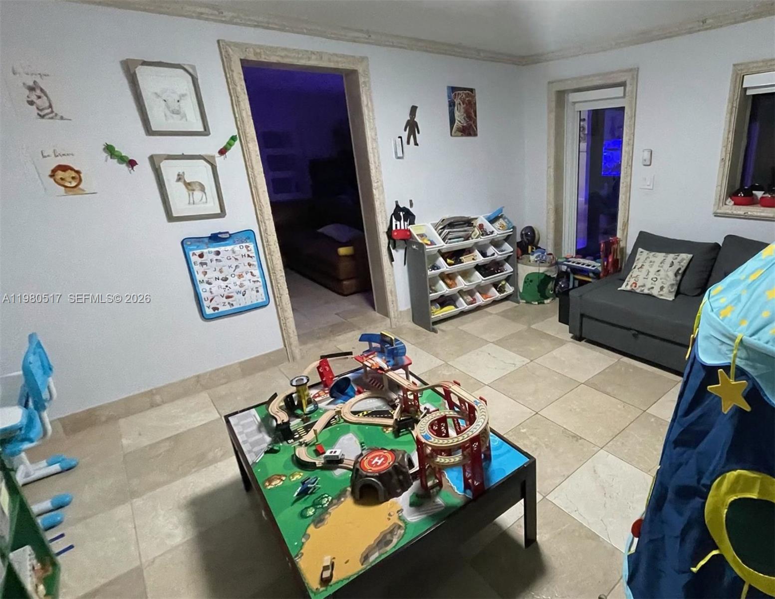 SUNNY ACRES - Residential