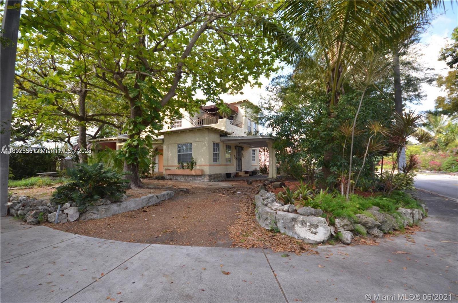 6322 NE 5th Ave