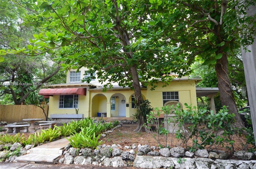 A GREAT OPPORTUNITY for redevelopment in a growing MIMO DISTRICT/ UPPER EAST SIDE.
9,100 Sq Ft lot is a block away from Biscayne Blvd cafes, shops, the Cushman school, Swim Kids Swimming School, Magic City, Ulta Paddle Club and a few-minutes drive to Design District. 

Showings by appointment only!Text/call LA.