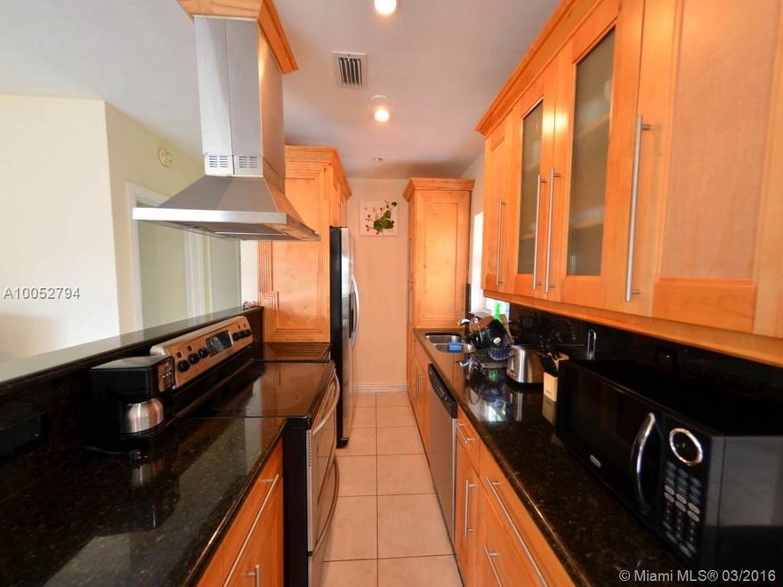 Single family home,  2 bedroom 1 bath home. updated . Ready for immediate occupancy. Freshly painted.
updated.
Minutes to Aventura Mall, Skylake Mall, LA Fitness, 163rd St Mall, Super Walmart, , FIU North and Miami Beach and all major highways.
Central Air Unit. 
Tile floor throughout 
Big circular driveway.
3 separate storage compartment attached to back of house
Cable- ready.