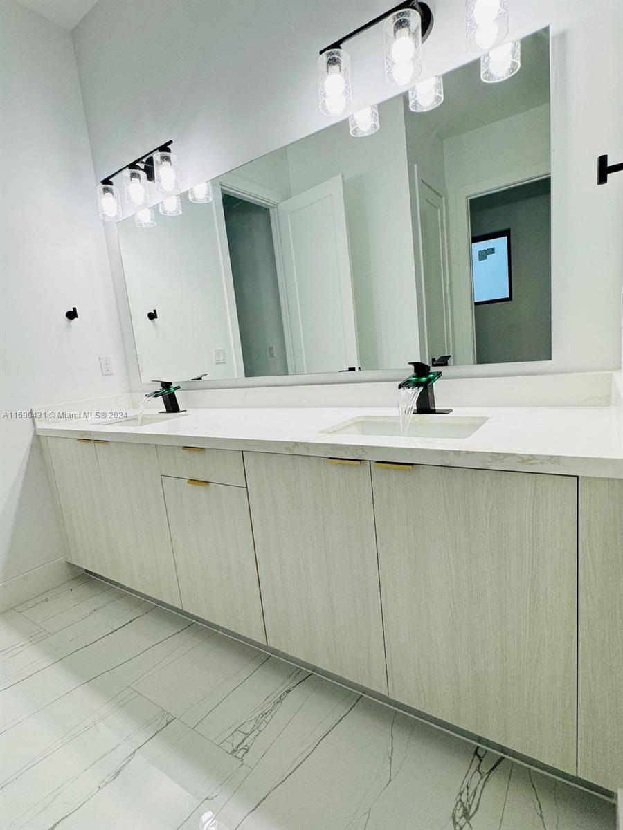 PORT ST LUCIE SECTION 5 - Residential