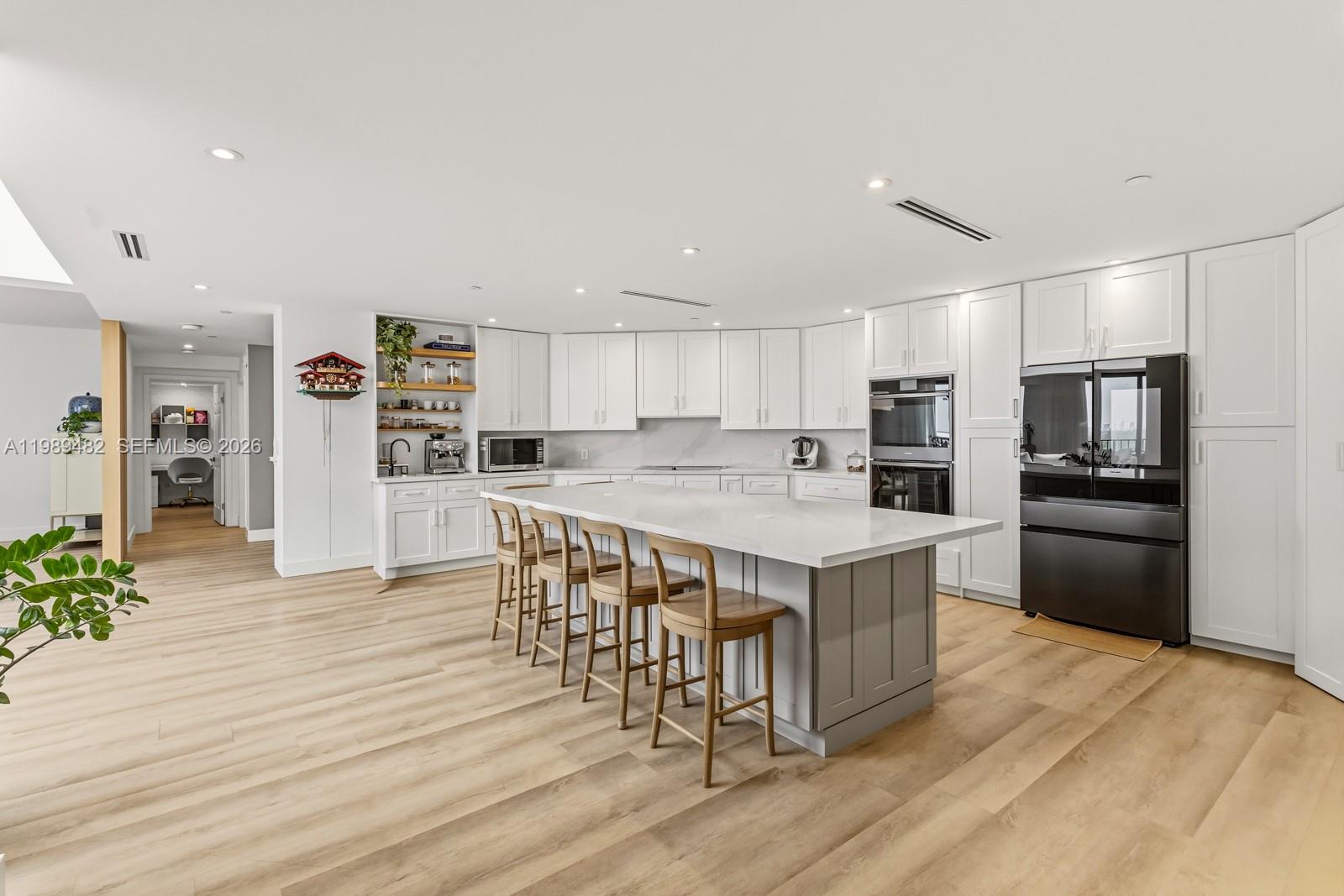 THE EMERALDBAY @ KEY COLO - Residential