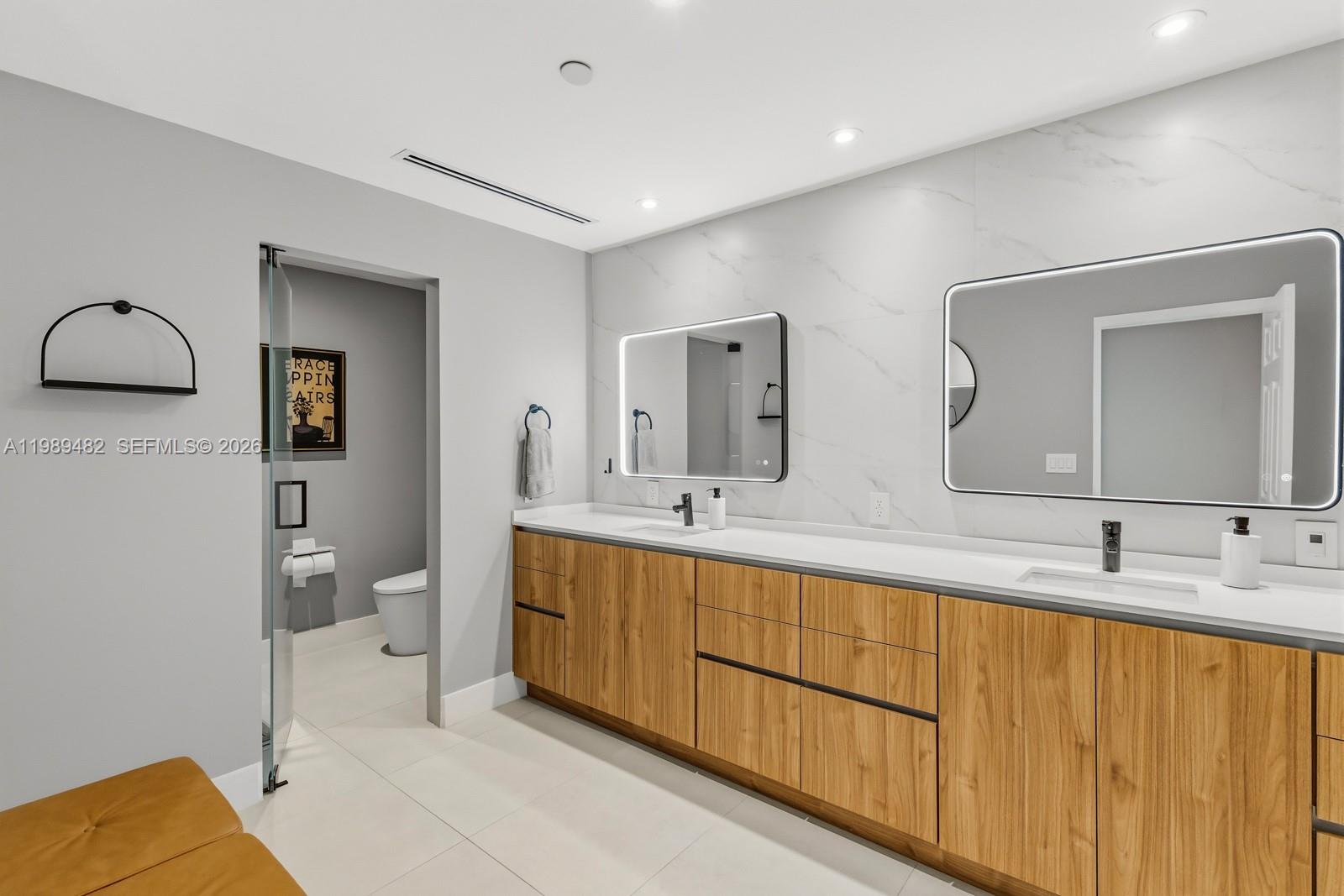 THE EMERALDBAY @ KEY COLO - Residential