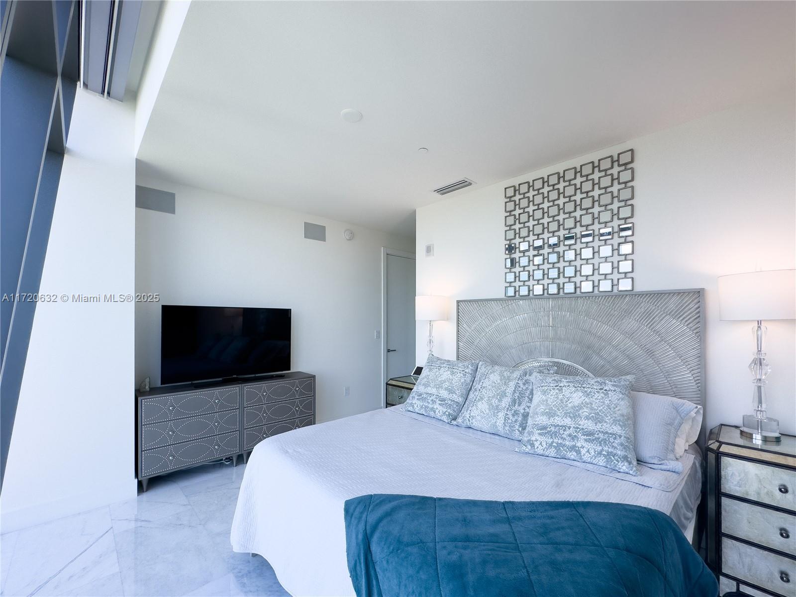 ECHO BRICKELL CONDO - Residential