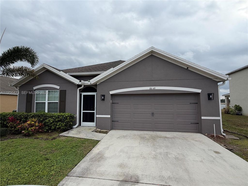 Photo of 8649 Cobblestone Dr, Fort Pierce, FL 34945 (MLS # A11956423)